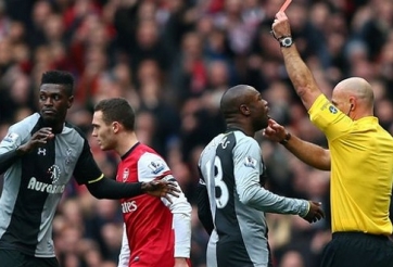 Không ra sân, cựu sao Arsenal vẫn hưởng lương cao hơn Mesut Ozil